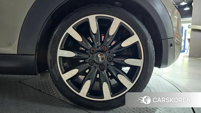 Mini Cooper S id 4345071 из Кореи 13