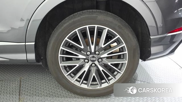 Audi Q3 (F3) id 4636550 из Кореи 13