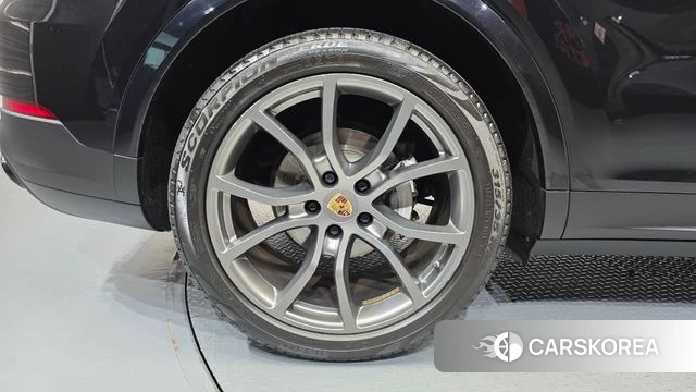 Porsche Cayenne (PO536) id 4573790 из Кореи 13