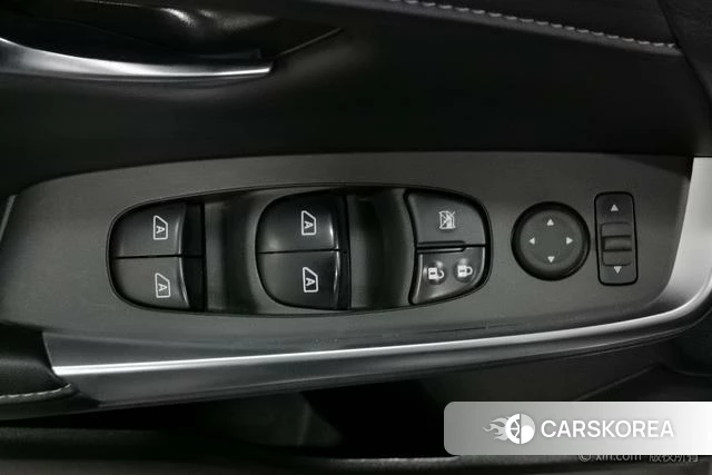 Nissan Xuan Yi id 4334929 из Китая 13