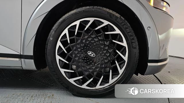 Hyundai Ionic 5 id 4687469 из Кореи 13