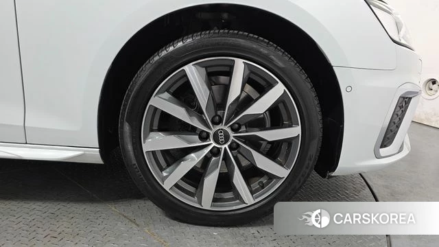 Audi A4 (B9) id 4488749 из Кореи 13