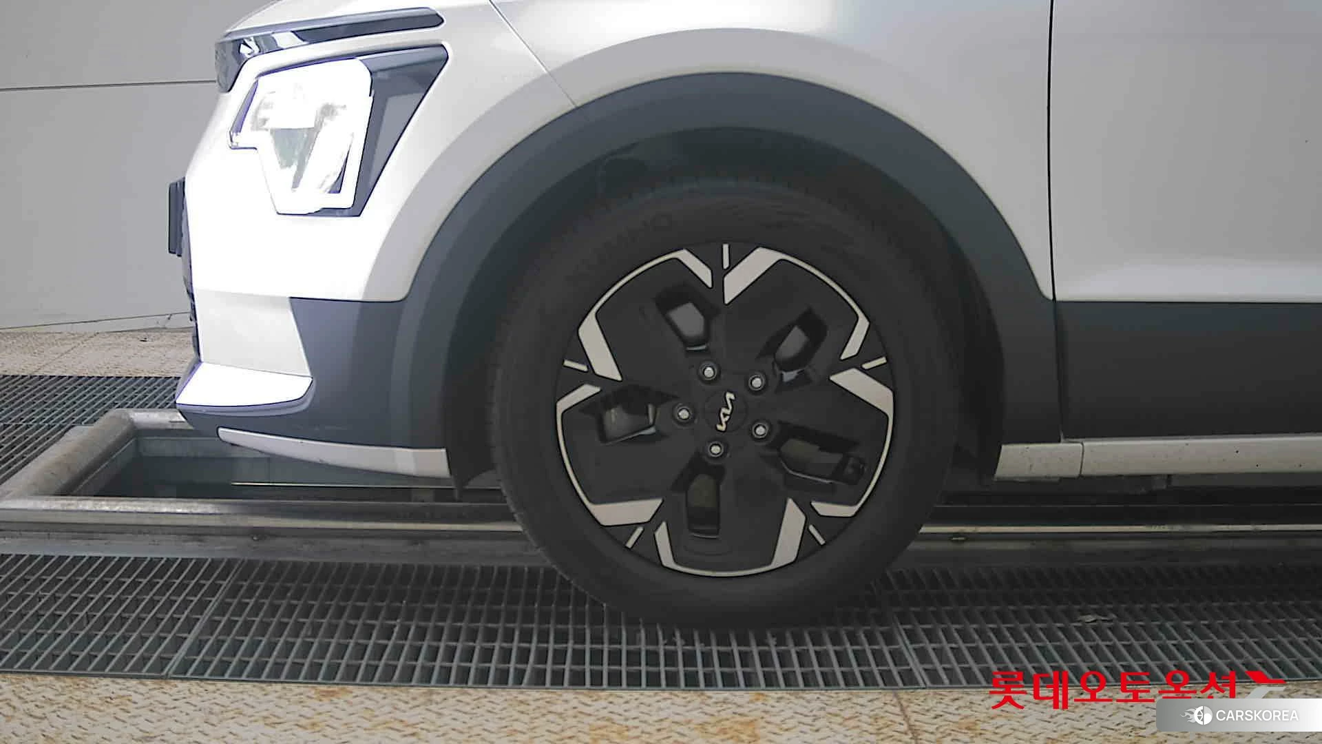 Kia Niro EV id 4498429 из Кореи 13