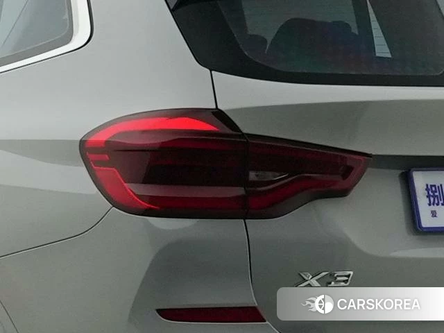 BMW X3 id 4297936 из Китая 13