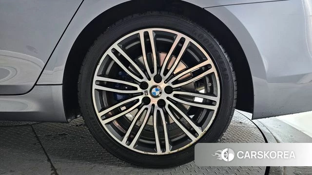 BMW 5 Series (G30) id 4350887 из Кореи 13