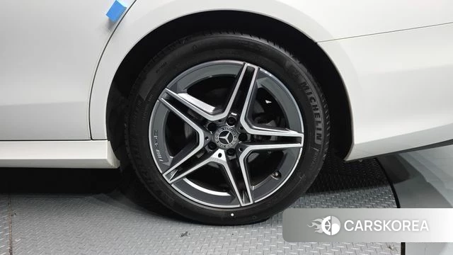Mercedes-Benz E-Class W213 id 4656289 из Кореи 12