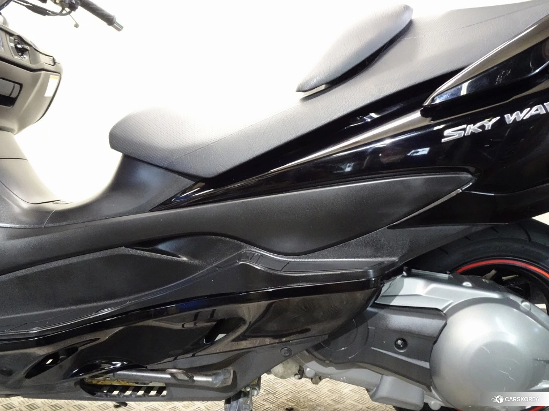 Suzuki SKYWAVE 250S id 3947941 из Японии 13