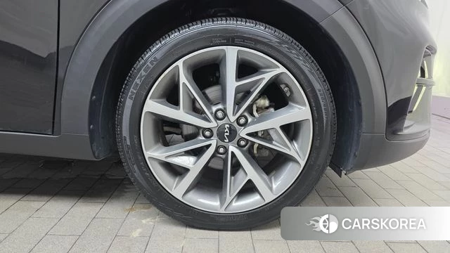 Kia The New Niro id 4561917 из Кореи 13