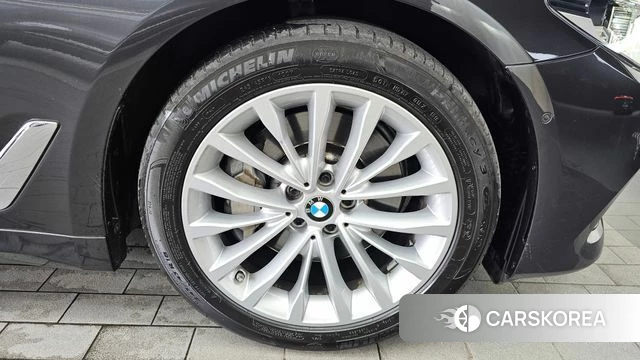 BMW 5 Series (G30) id 4491036 из Кореи 13