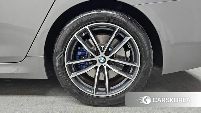 BMW 5 Series (G30) id 4382369 из Кореи 13