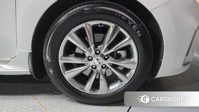Kia The New Carnival id 4295045 из Кореи 13