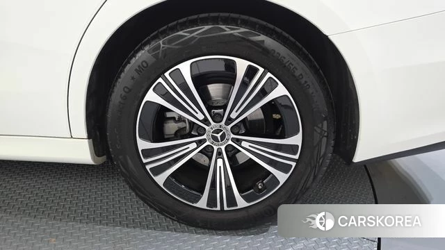 Mercedes-Benz E-Class W214 id 4783171 из Кореи 13