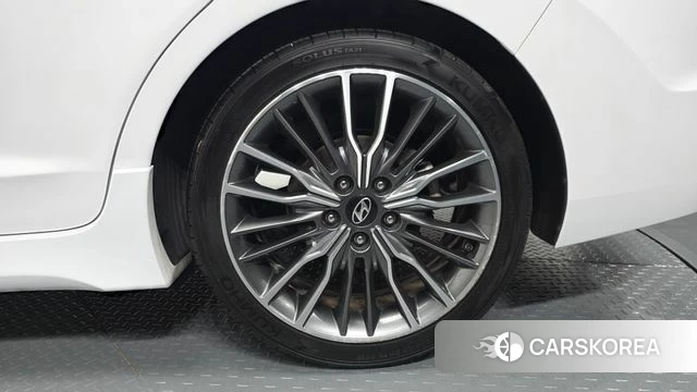 Hyundai Avante AD id 4865627 из Кореи 13
