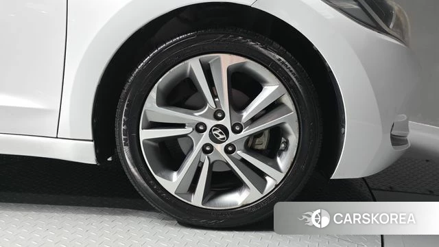 Hyundai Avante AD id 4944243 из Кореи 13
