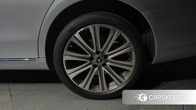 Mercedes-Benz E-Class W213 id 4645842 из Кореи 13