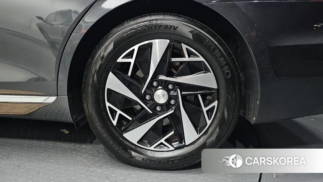 Hyundai The New Grandeur IG Hybrid id 4316957 из Кореи 13