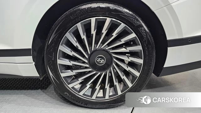 Hyundai Grandeur Hybrid (GN7) id 4617818 из Кореи 13