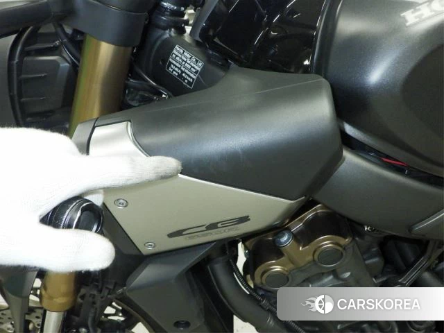 Honda CB650R-2 id 4184375 из Японии 13