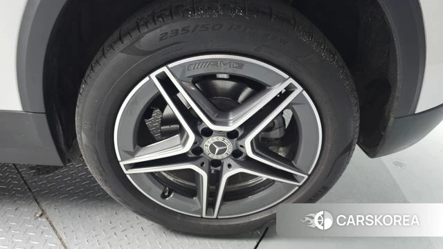 Mercedes-Benz GLA - Class H247 id 4562486 из Кореи 13