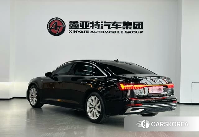 Audi A6L id 4275810 из Китая 13