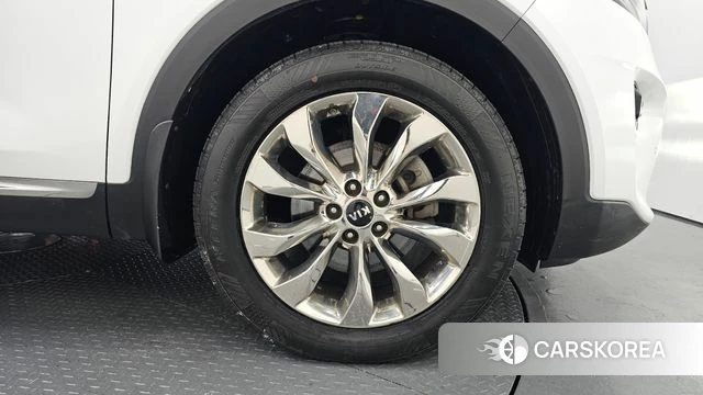 Kia The New Sorento id 4712851 из Кореи 13