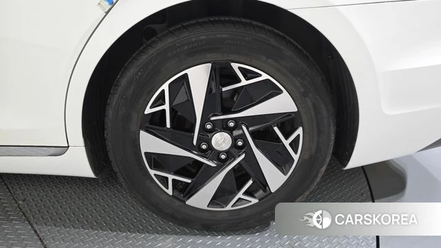 Hyundai The New Grandeur IG Hybrid id 4625214 из Кореи 13