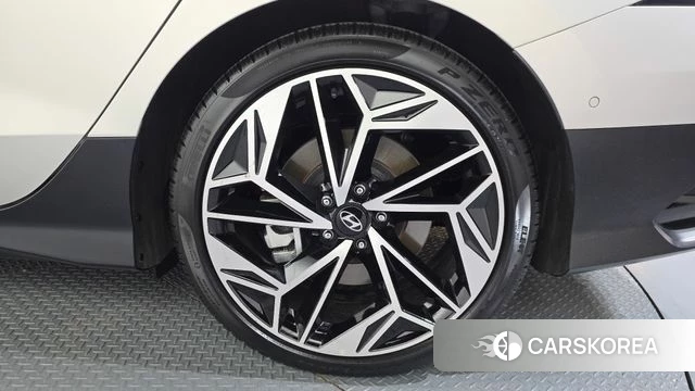 Hyundai Ionic 6 id 4302474 из Кореи 13