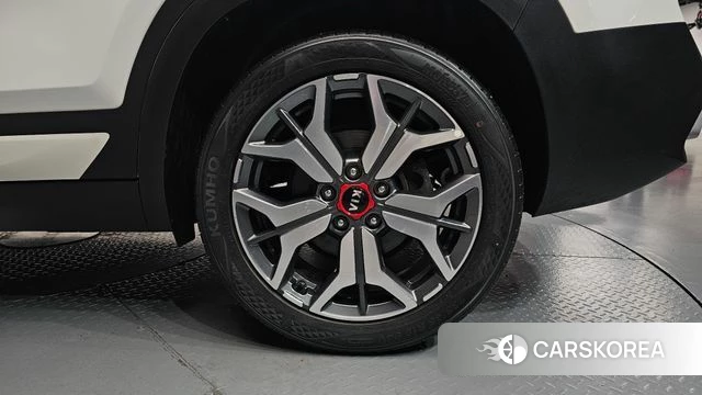 Kia Seltos id 4535337 из Кореи 13