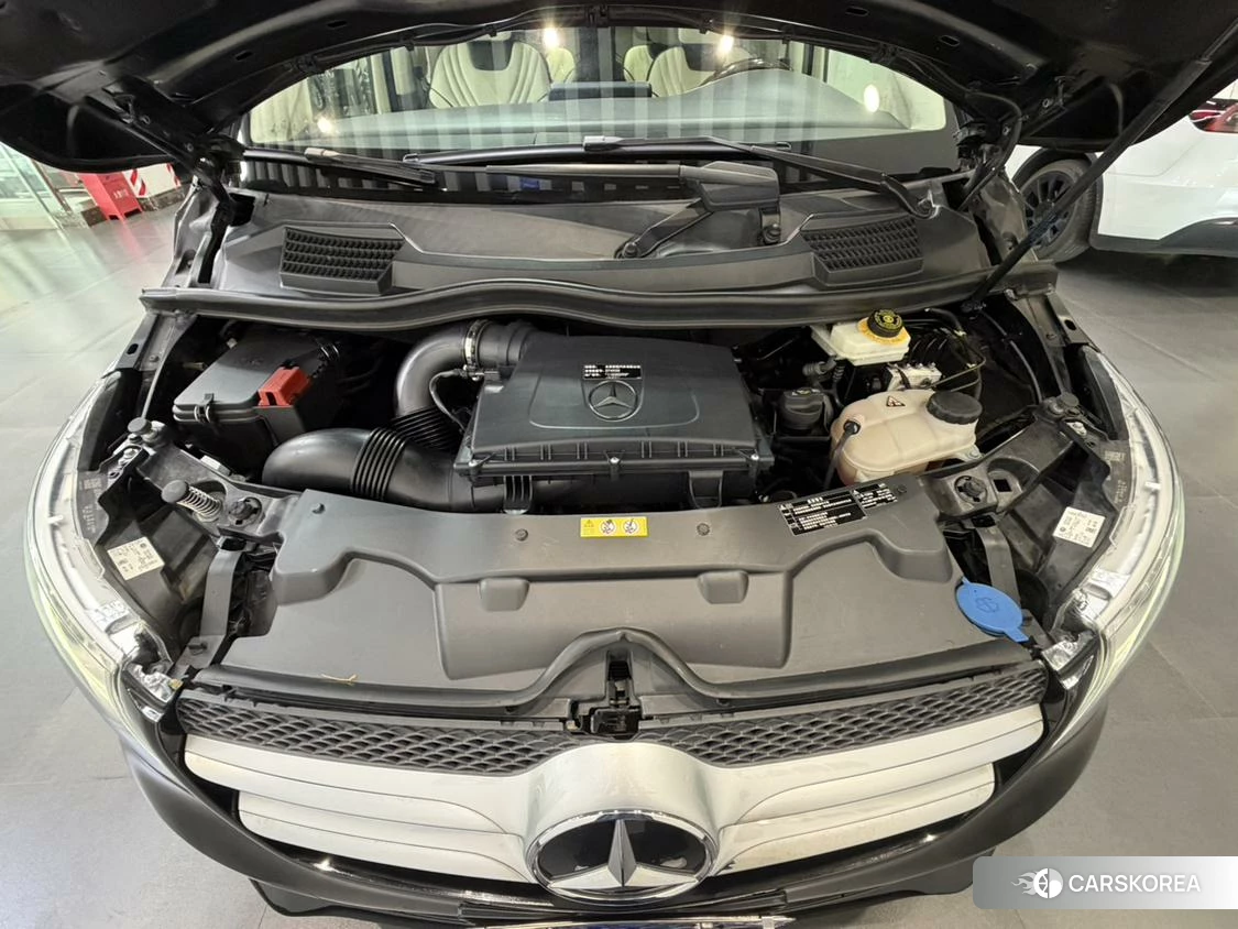 Mercedes-Benz V-class id 4440987 из Китая 13