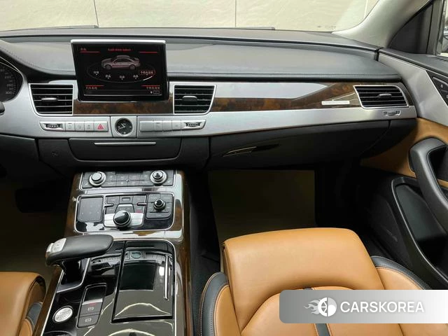 Audi A8 id 4208393 из Китая 13