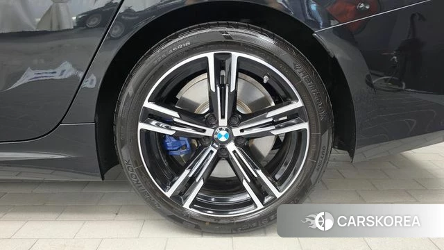 BMW 3 Series (G20) id 4686602 из Кореи 13