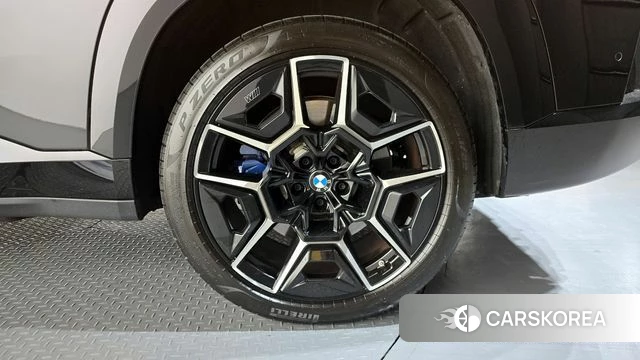 BMW XM (G09) id 4394384 из Кореи 13