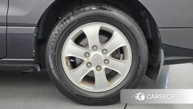 Hyundai The New Grand Starex id 4689275 из Кореи 13