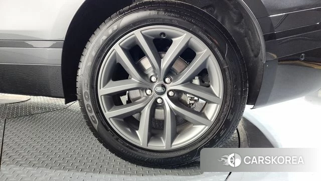 Land Rover Range Rover Velar id 4200710 из Кореи 13