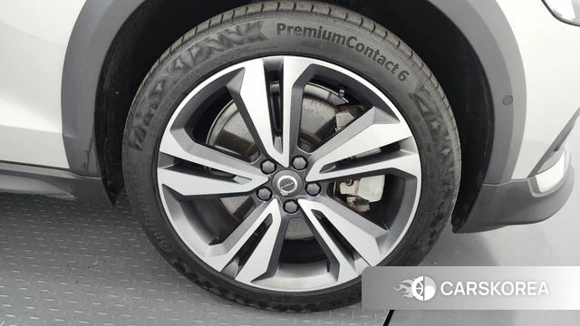 Volvo V60 Cross-Country 2nd Generation id 4324379 из Кореи 13