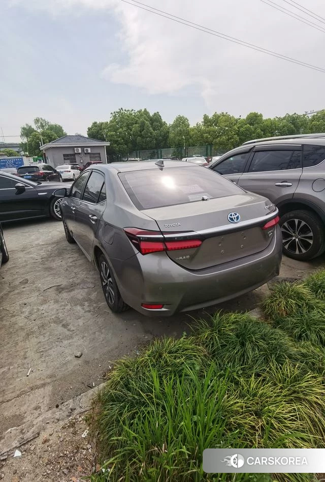 Toyota Corolla id 4242388 из Китая 13
