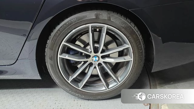 BMW 5 Series (G30) id 4423492 из Кореи 13