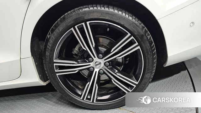 Volvo S60 3rd generation id 4534977 из Кореи 13