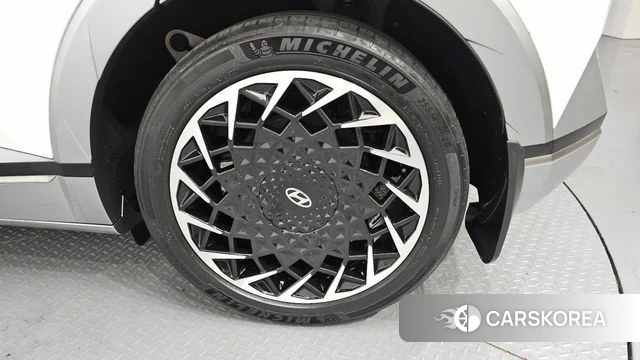 Hyundai Ionic 5 id 4541271 из Кореи 13