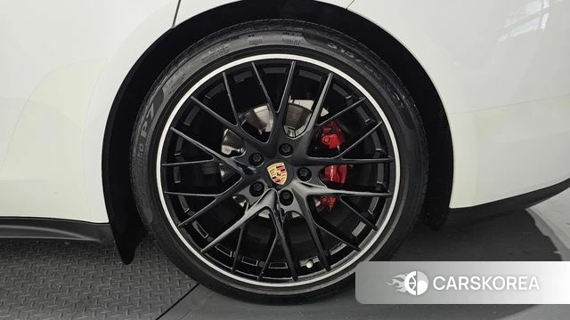 Porsche Panamera (971) id 4294923 из Кореи 13