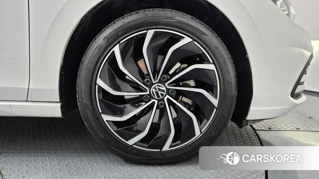 Volkswagen Golf 8th Generation id 4408221 из Кореи 13