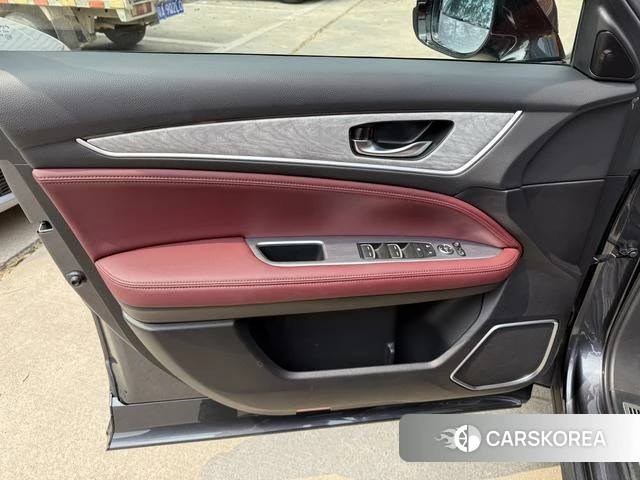 Honda Crown Road id 4291017 из Китая 13