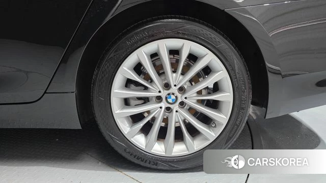 BMW 5 Series (G30) id 4283777 из Кореи 13