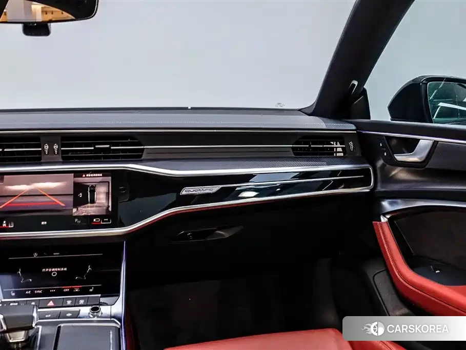 Audi A7L id 4570596 из Китая 13
