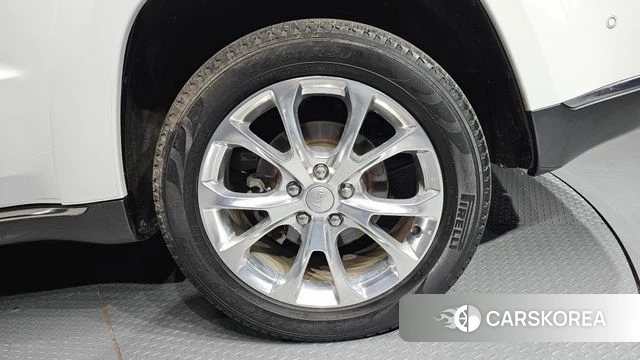 Jeep Grand Cherokee id 4339083 из Кореи 13
