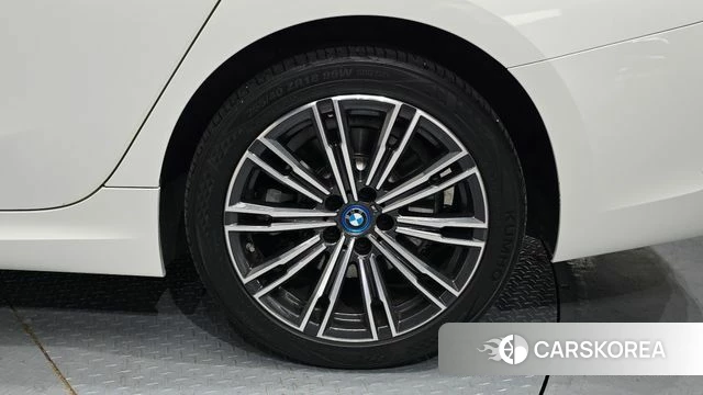 BMW 3 Series (G20) id 4692619 из Кореи 13