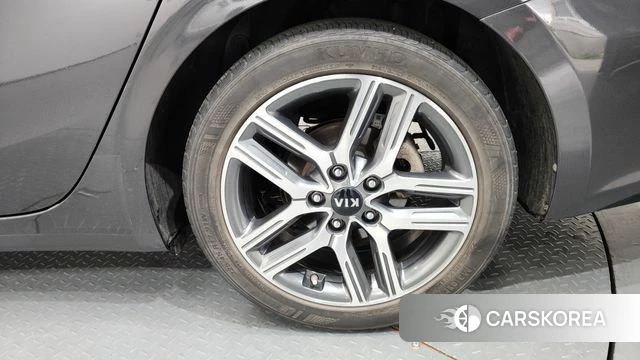 Kia Come New K3 id 4356648 из Кореи 13