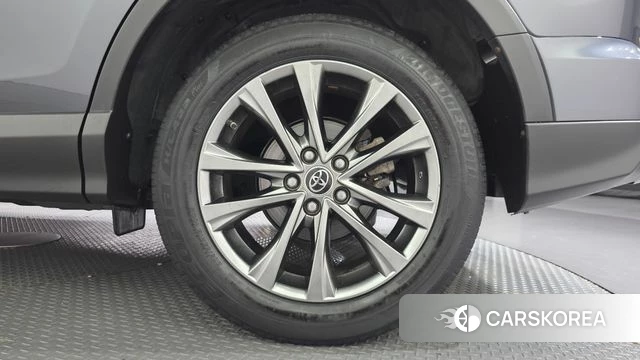 Toyota RAV4 id 4737508 из Кореи 13