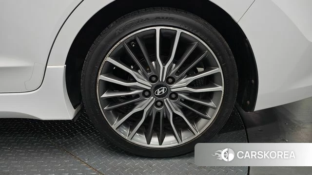 Hyundai Avante AD id 4924107 из Кореи 13