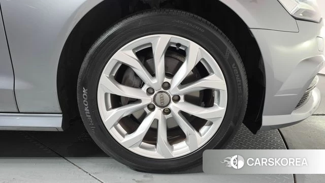 Audi New A6 id 4557935 из Кореи 13